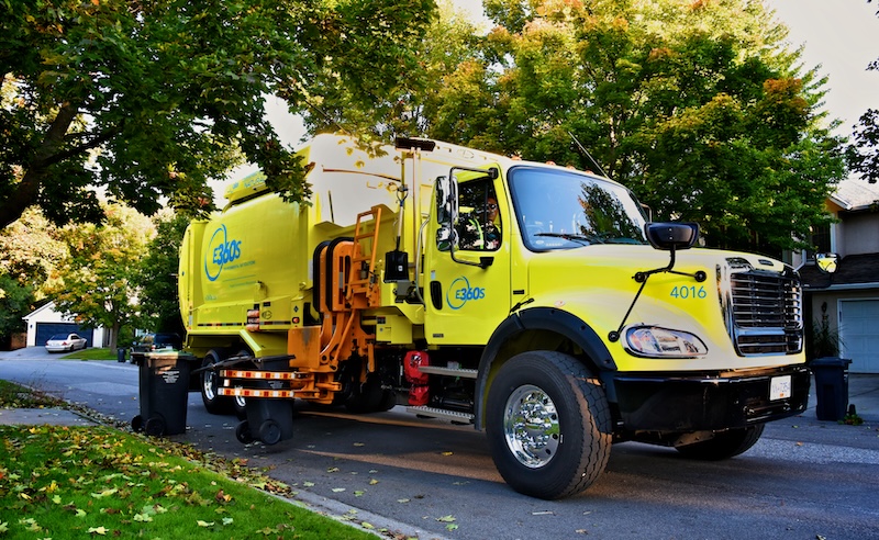 Residential Curbside Collection Truck